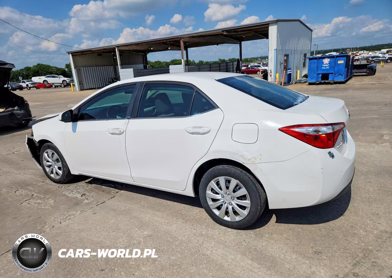 2015 Toyota Corolla Le VIN:5YFBURHE9FP322071 - 2