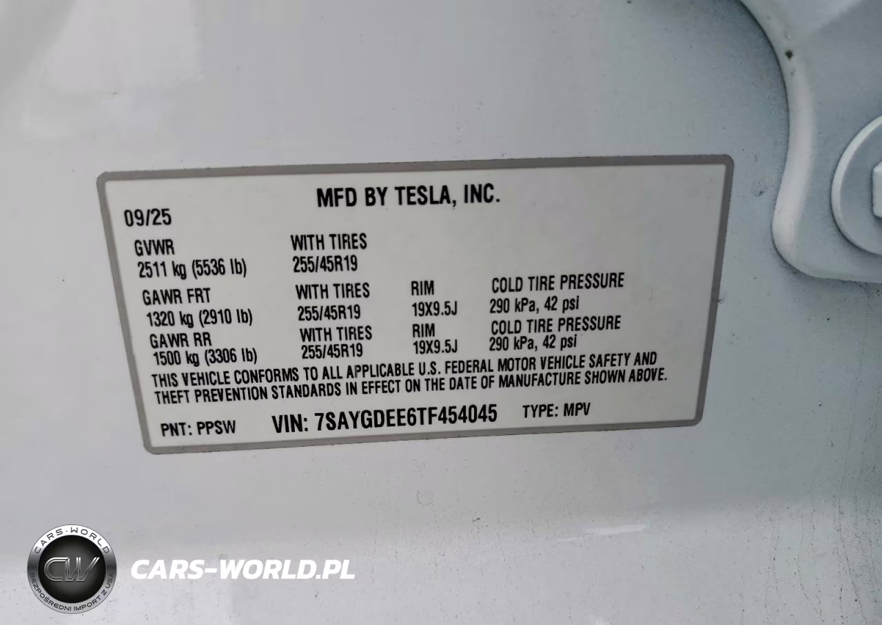 2026 Tesla Model Y VIN:7SAYGDEE6TF454045 - 13