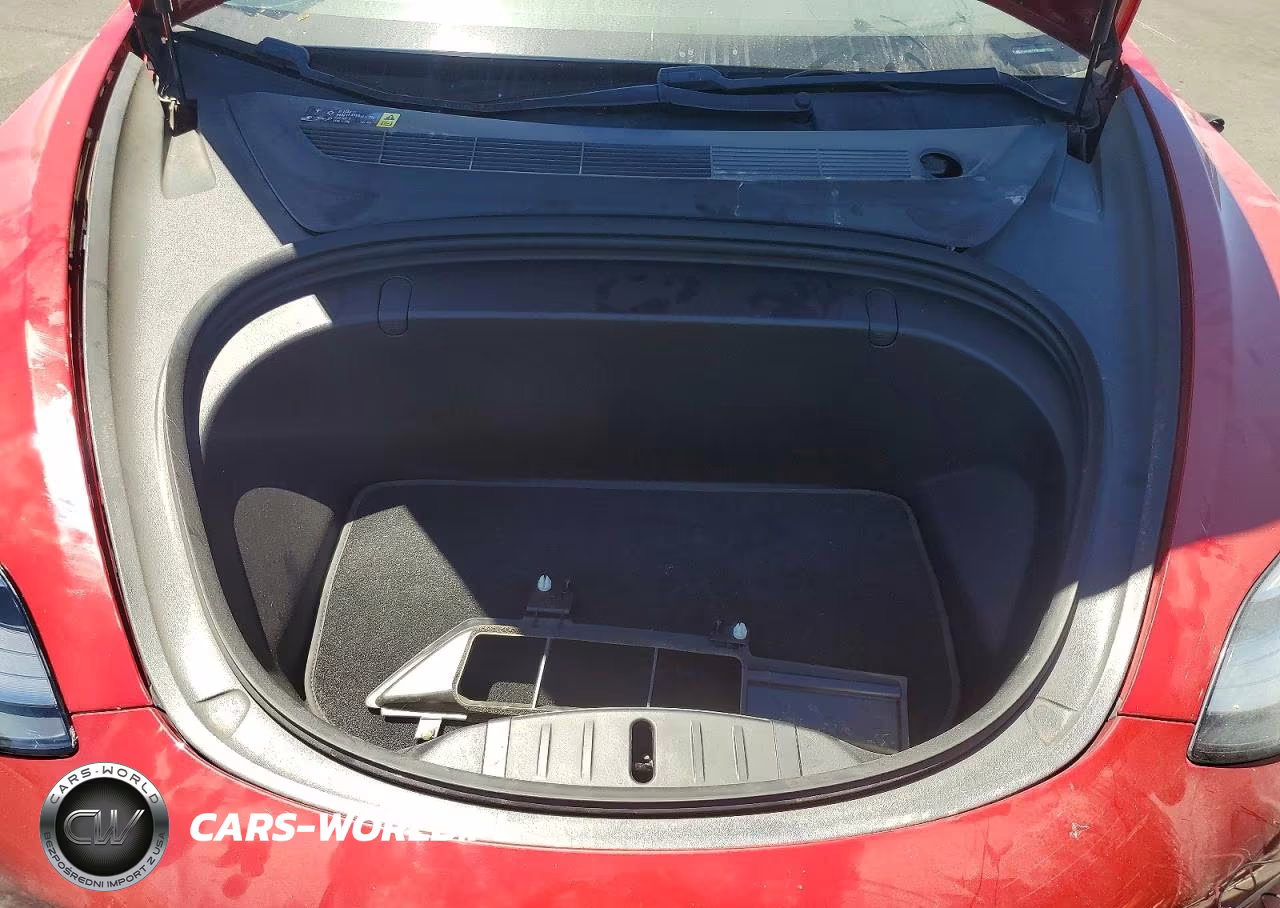 2018 Tesla Model 3 VIN:5YJ3E1EB7JF073397 - 11