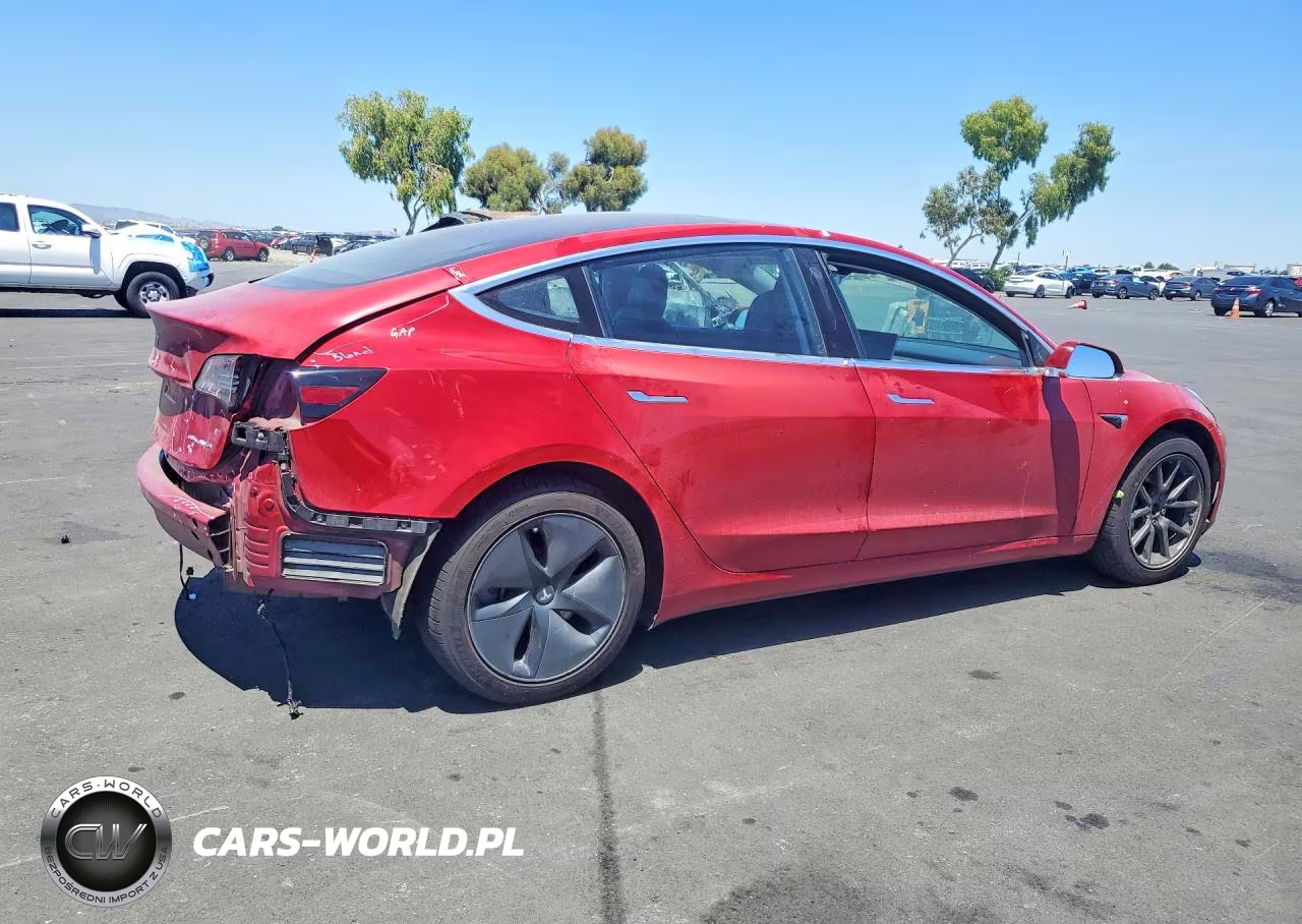 2018 Tesla Model 3 VIN:5YJ3E1EB7JF073397 - 3
