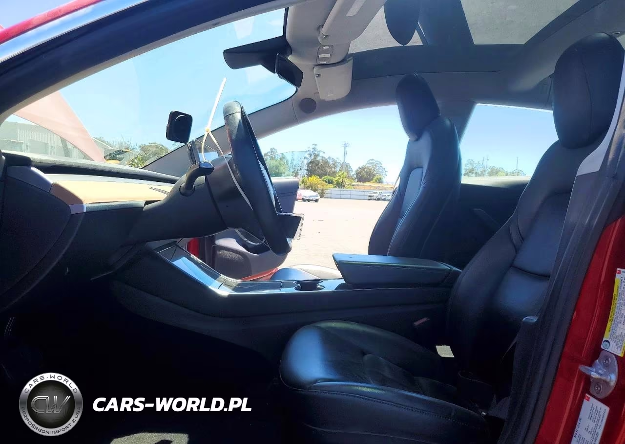 2018 Tesla Model 3 VIN:5YJ3E1EB7JF073397 - 7