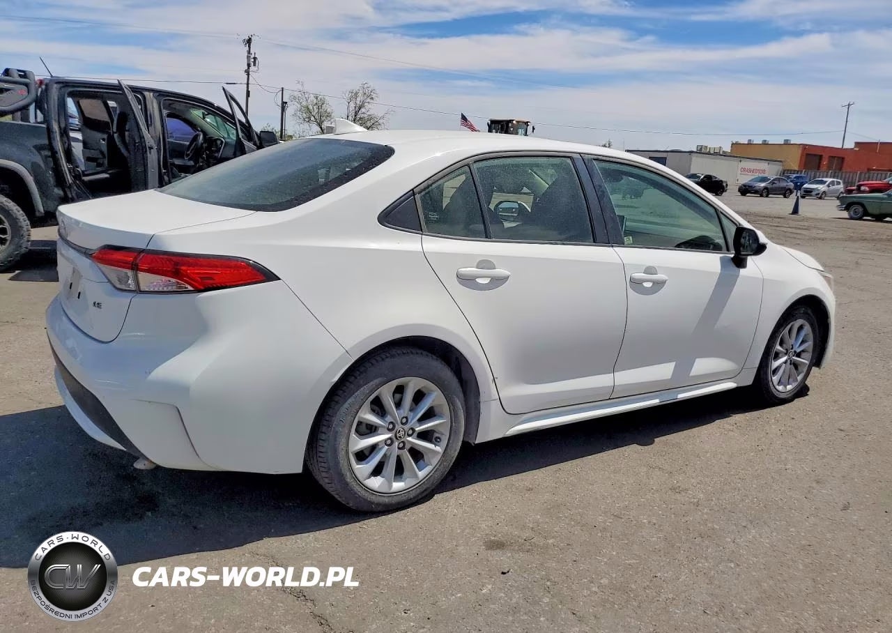 2021 Toyota Corolla Le VIN:JTDHPMAE7MJ162935 - 3