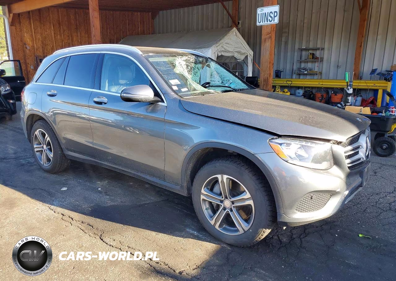 2017 Mercedes-Benz Glc 300 4Matic VIN:WDC0G4KB6HF173946 - 4