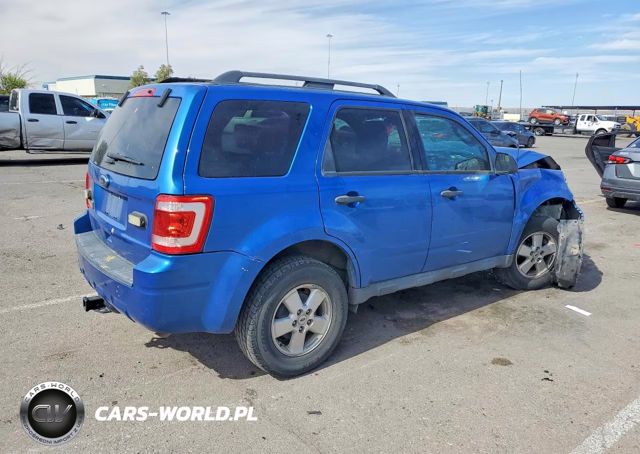 2012 Ford Escape Xlt VIN:1FMCU0D75CKB92089 - 3