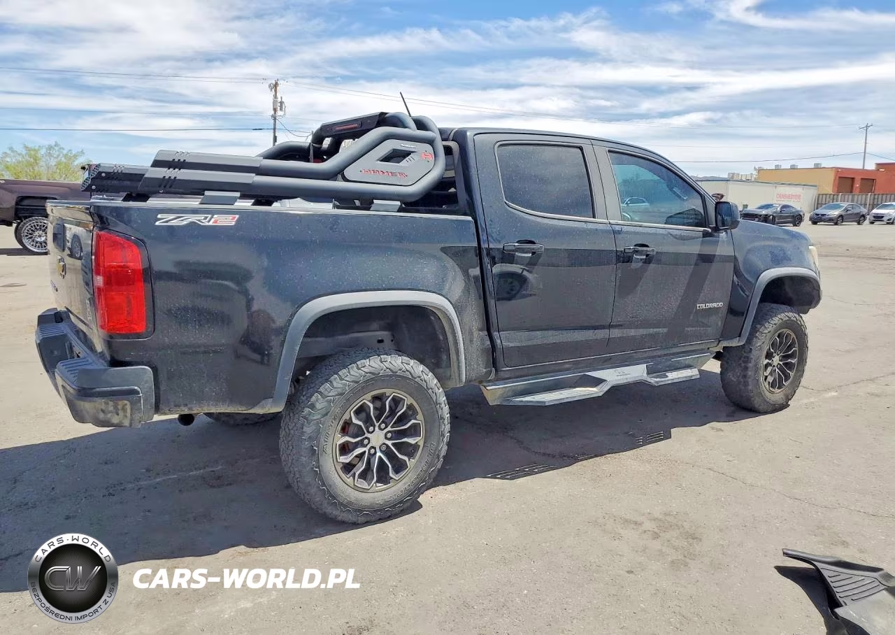 2018 Chevrolet Colorado Zr2 VIN:1GCGTEEN2J1211915 - 3