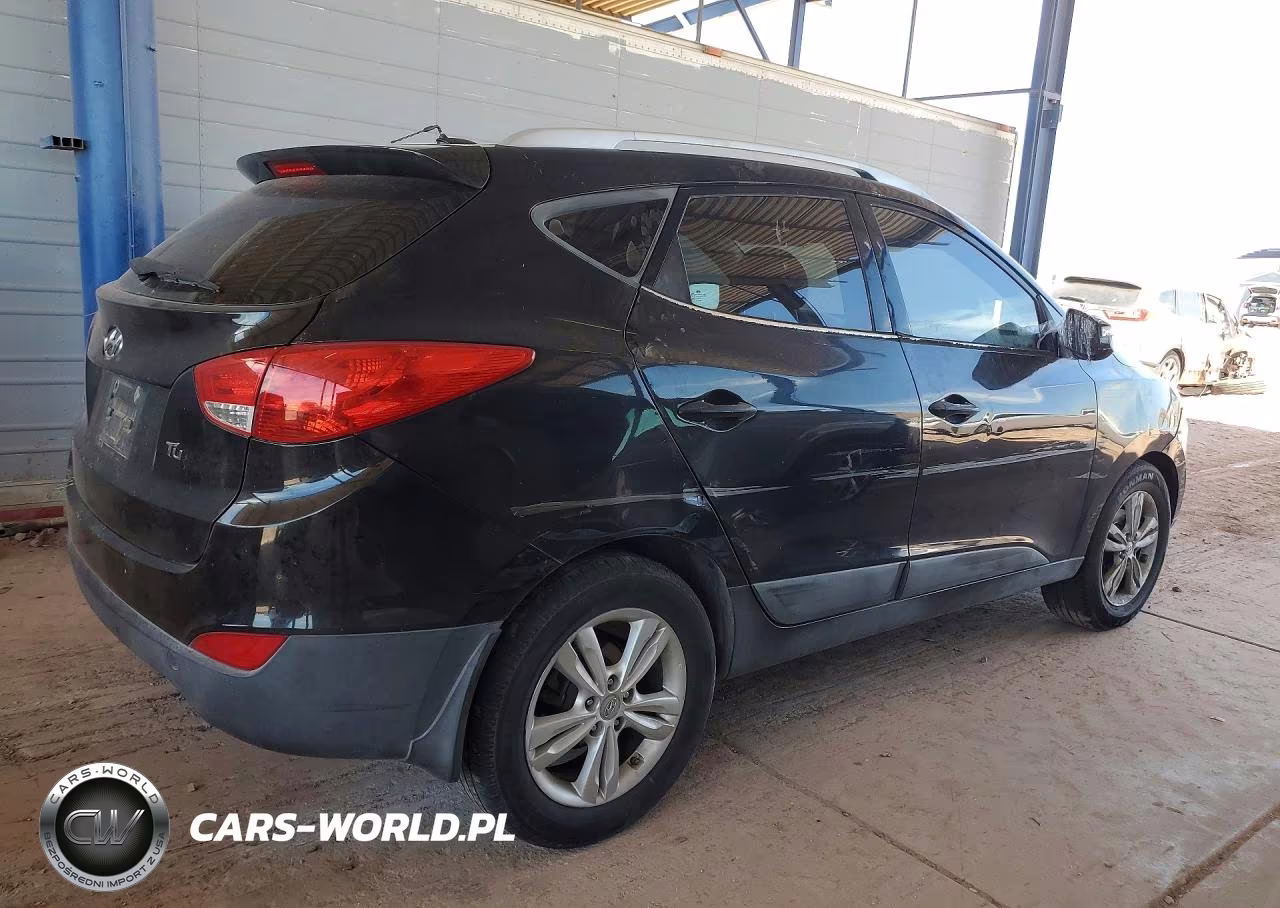 2012 Hyundai Tucson Gls VIN:KM8JU3ACXCU323337 - 3