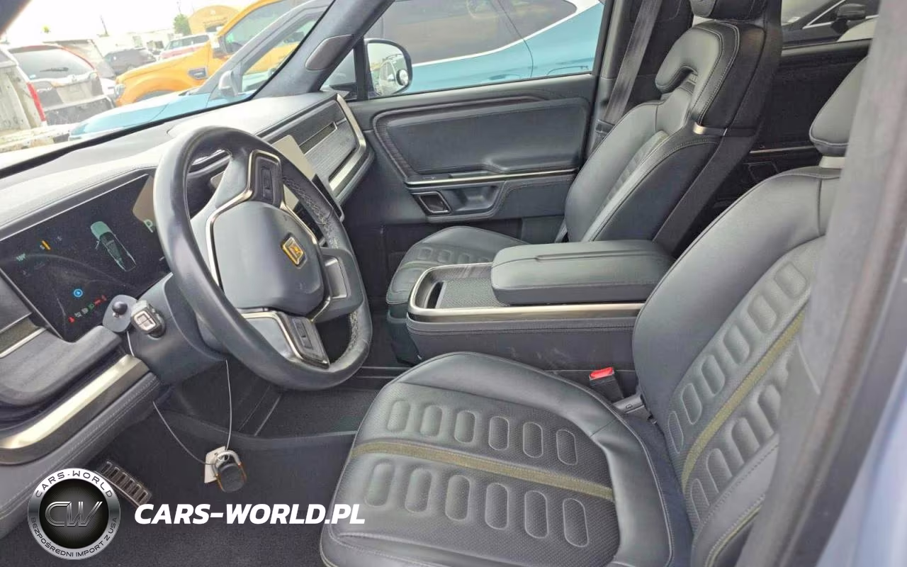 2023 Rivian R1S Adventure VIN:7PDSGABA4PN019950 - 11