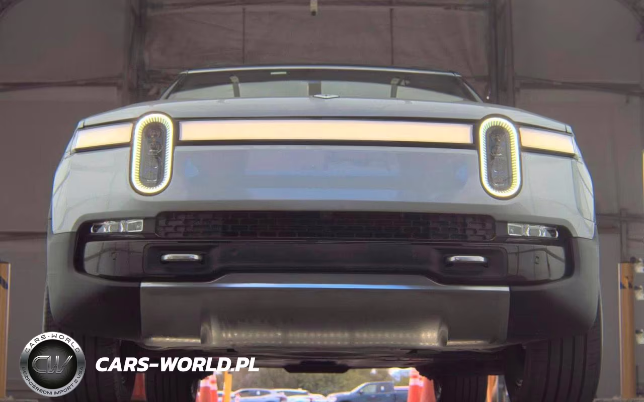2023 Rivian R1S Adventure VIN:7PDSGABA4PN019950 - 12