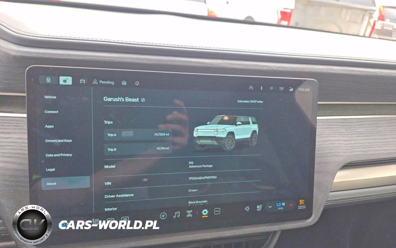 2023 Rivian R1S Adventure VIN:7PDSGABA4PN019950 - 8