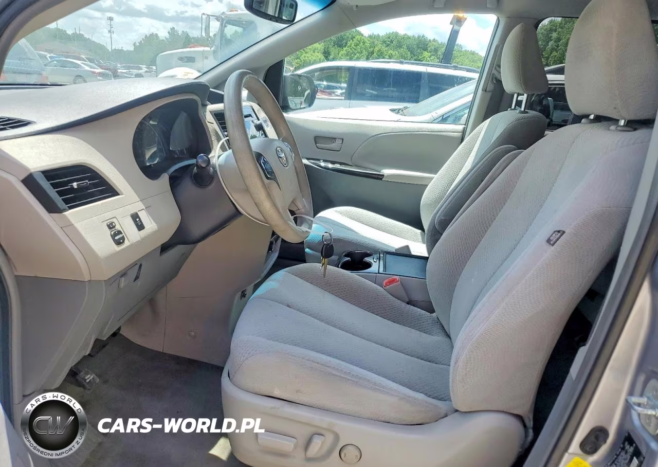 2012 Toyota Sienna Le VIN:5TDKK3DC2CS179846 - 7
