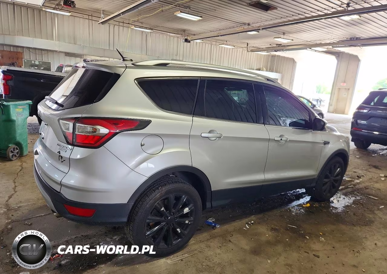 2017 Ford Escape Titanium VIN:1FMCU0JDXHUA80300 - 3