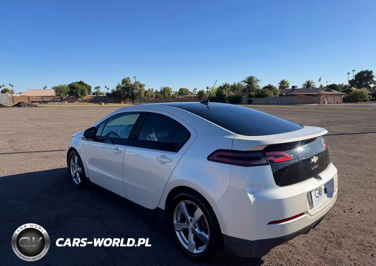 2011 Chevrolet Volt VIN:1G1RC6E41BU101856 - 3