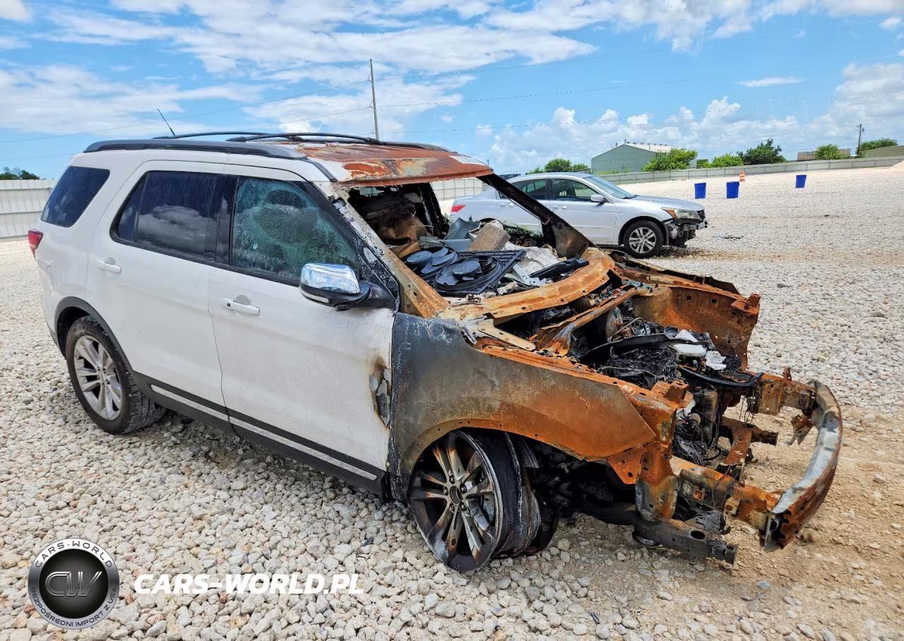 2019 Ford Explorer Xlt VIN:1FM5K7DH7KGA03377 - 4