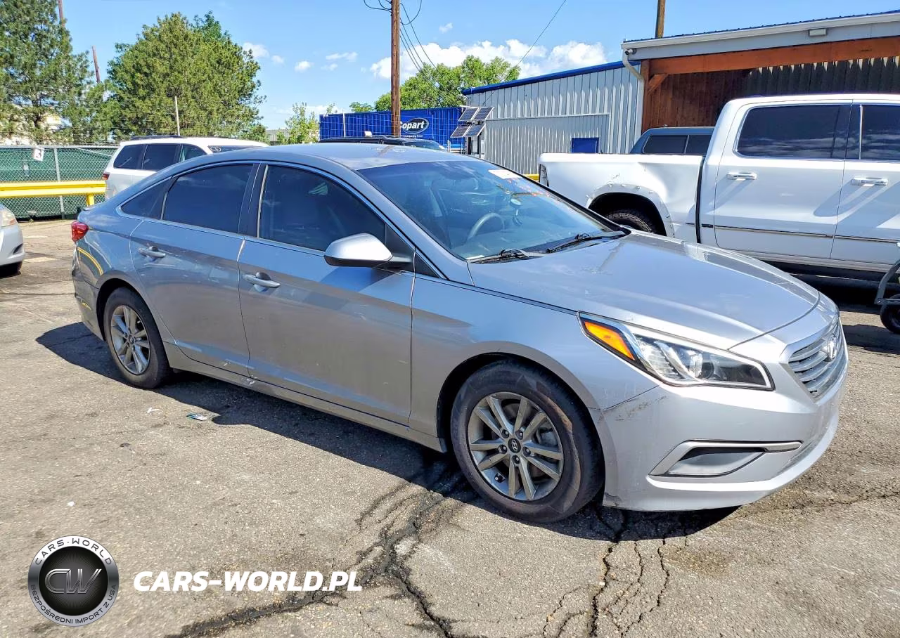 2017 Hyundai Sonata Se VIN:5NPE24AF4HH457001 - 4
