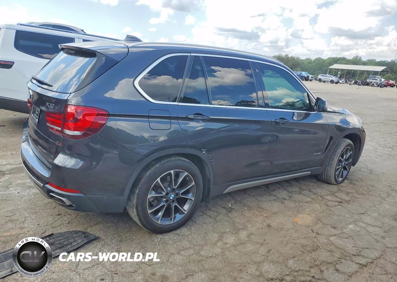 2018 BMW X5 xDrive35I VIN:5UXKR0C54J0X91963 - 3