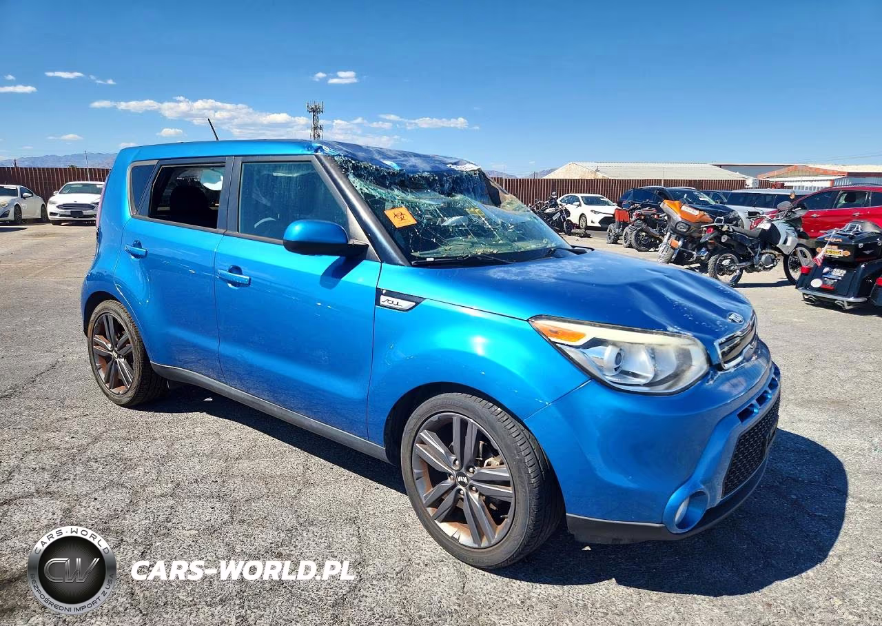 2015 Kia Soul + VIN:KNDJP3A59F7219096 - 4