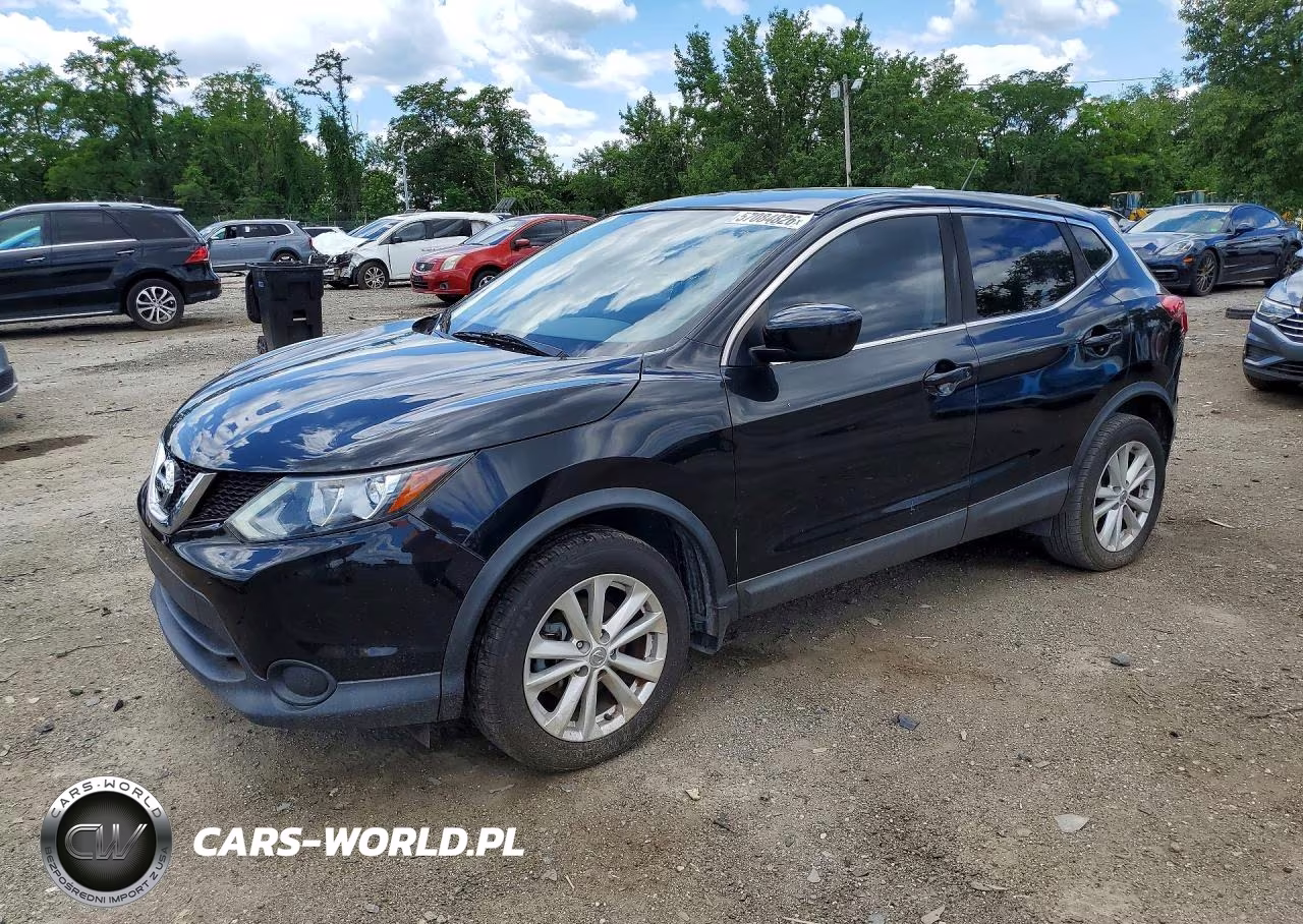 2017 Nissan Rogue Sport S