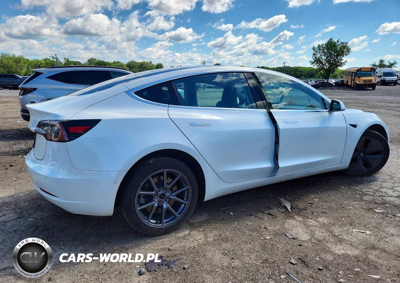 2018 Tesla 3 VIN:5YJ3E1EA7JF162183 - 3