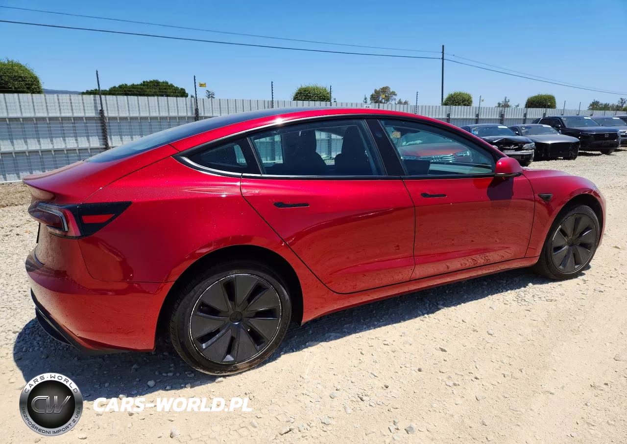 2025 Tesla Model 3 VIN:5YJ3E1EA8SF046444 - 3