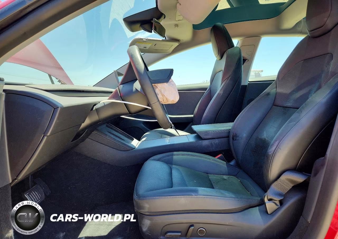 2025 Tesla Model 3 VIN:5YJ3E1EA8SF046444 - 7