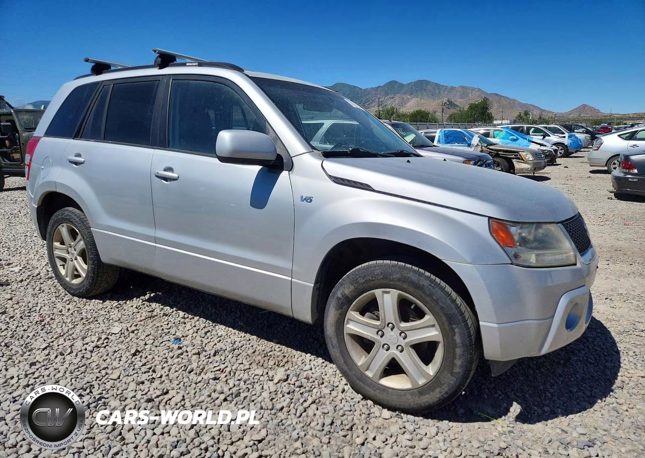 2006 Suzuki Grand Vitara Luxury VIN:JS3TD947664104167 - 4