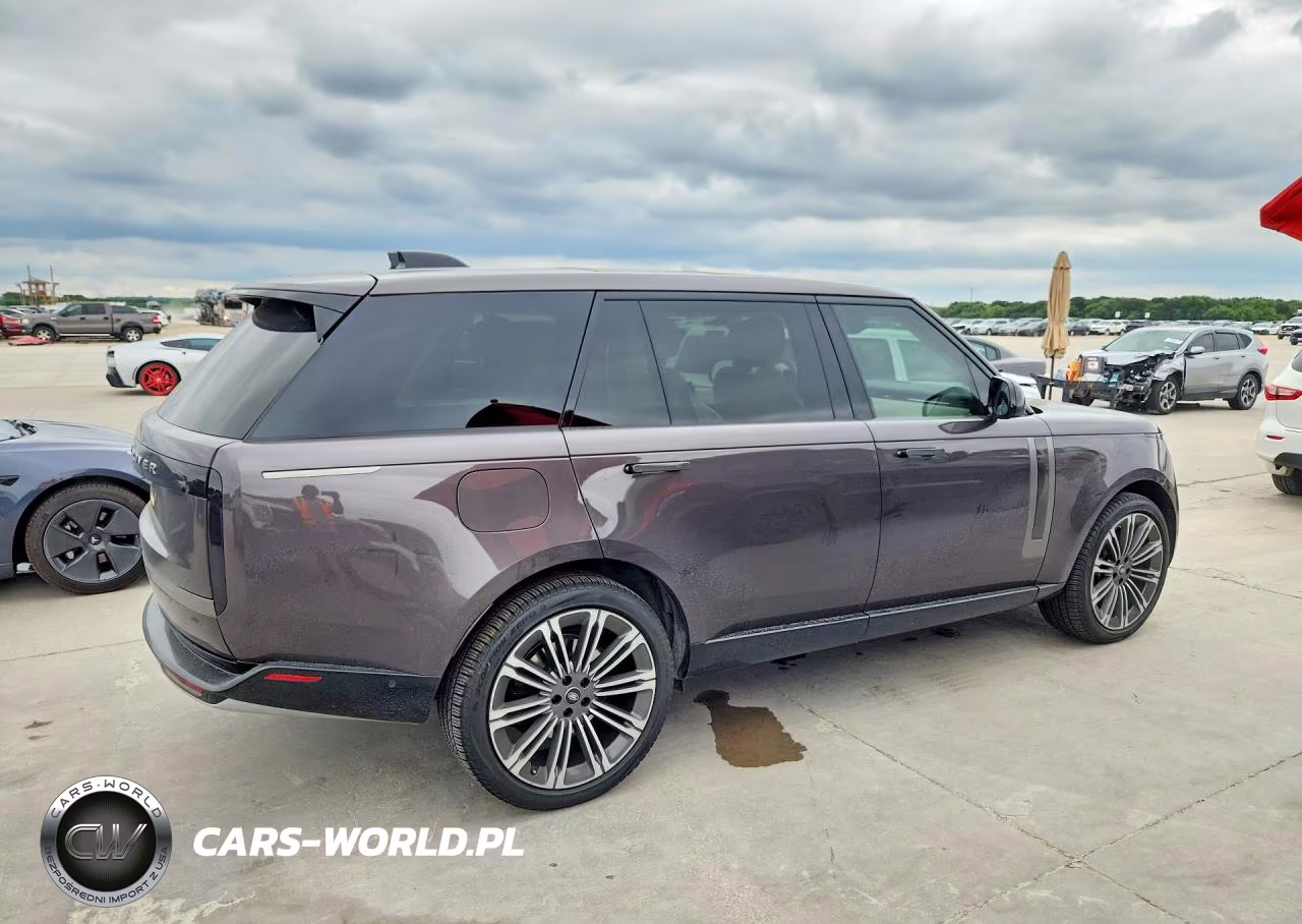 2024 Land Rover Range Rover Se VIN:SALKPBFU1RA215896 - 3