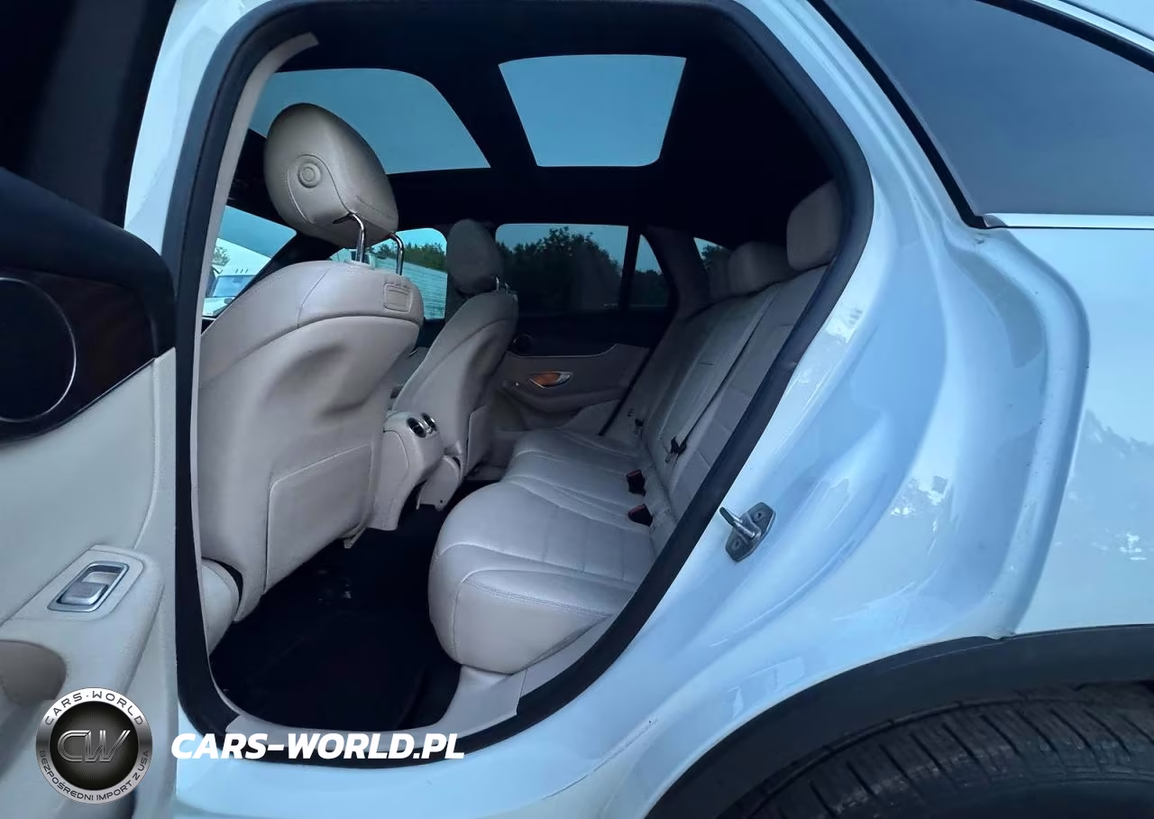 2018 Mercedes-Benz Glc 300 4Matic VIN:WDC0G4KB9JF438882 - 11
