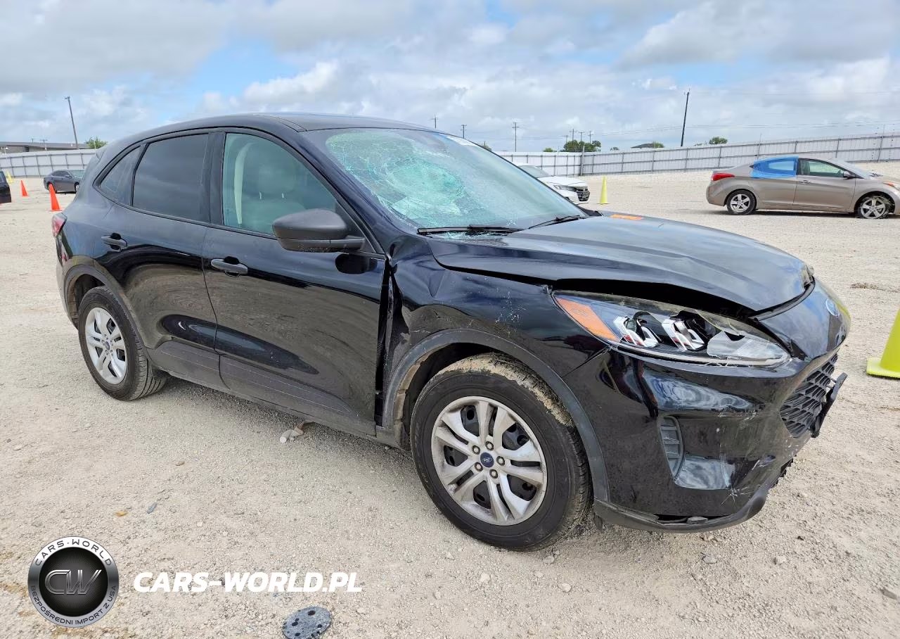 2020 Ford Escape S VIN:1FMCU0F65LUC71223 - 4