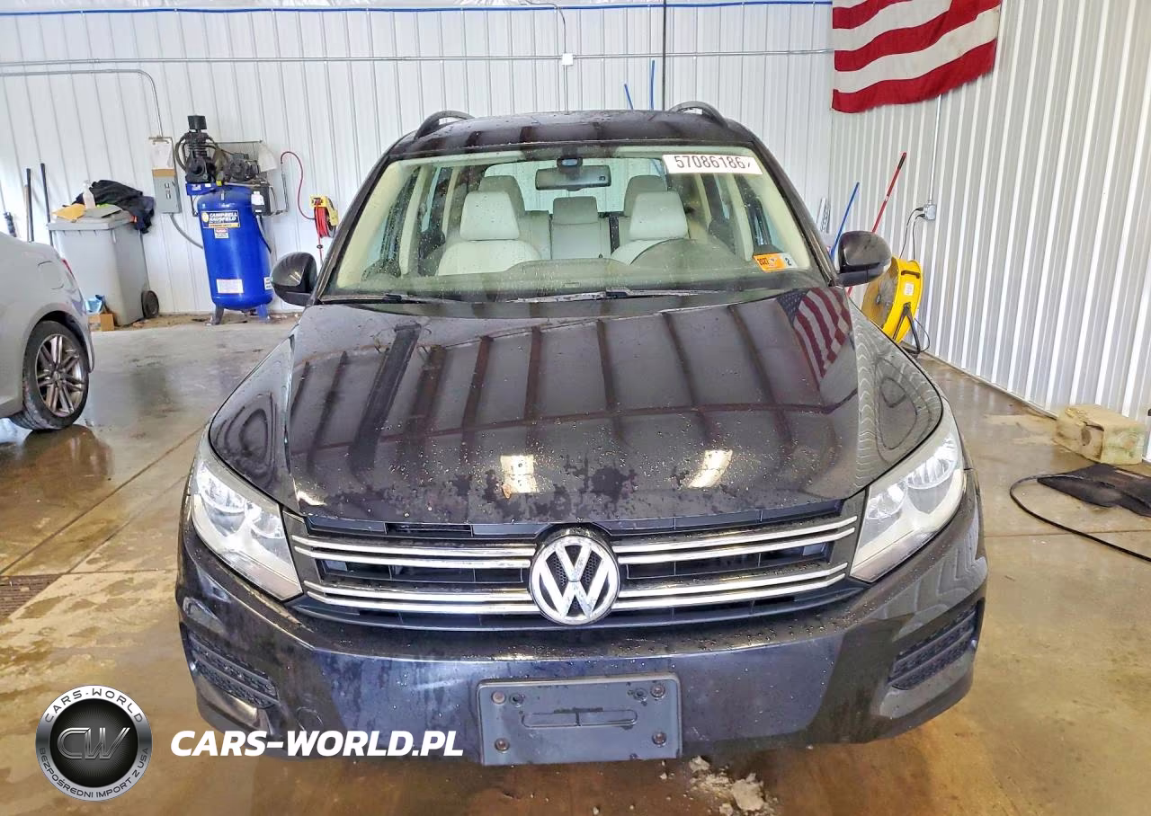 2016 Volkswagen Tiguan S VIN:WVGBV7AX7GK000294 - 5