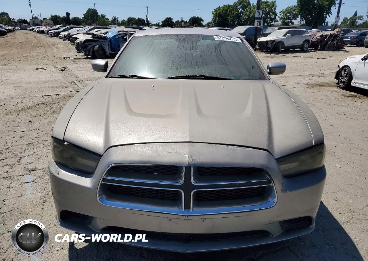 2011 Dodge Charger VIN:2B3CL3CG6BH550348 - 5