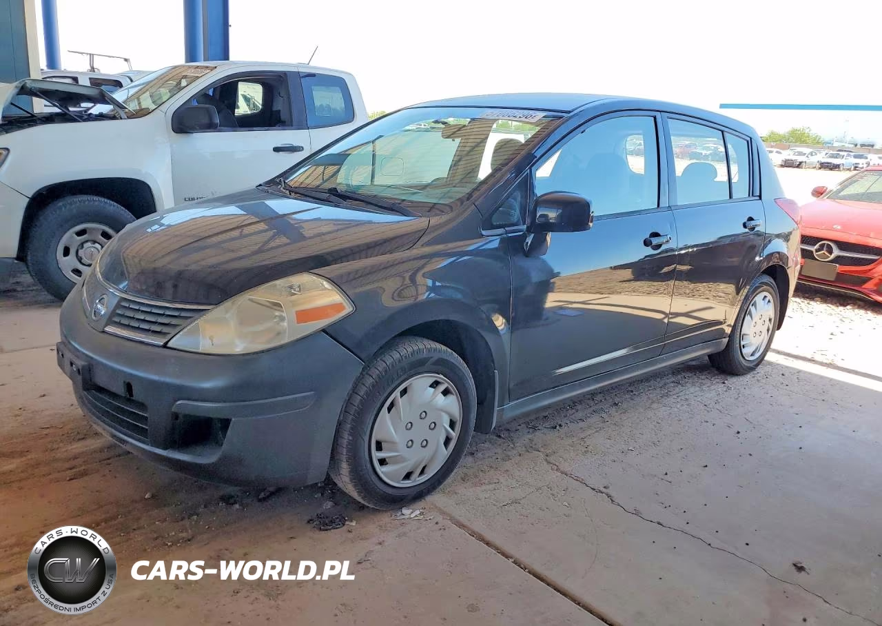 2008 Nissan Versa 1.8 S