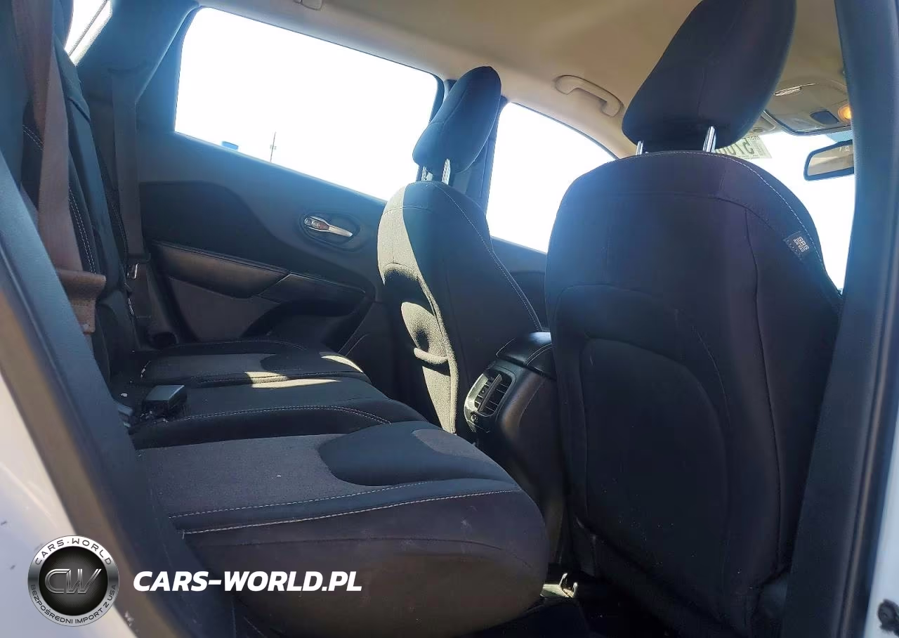 2014 Jeep Cherokee Sport VIN:1C4PJLAB9EW200957 - 10