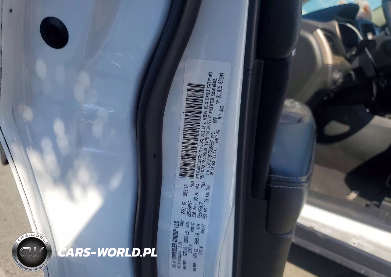 2014 Jeep Cherokee Sport VIN:1C4PJLAB9EW200957 - 12