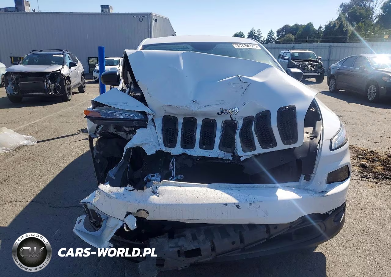 2014 Jeep Cherokee Sport VIN:1C4PJLAB9EW200957 - 5