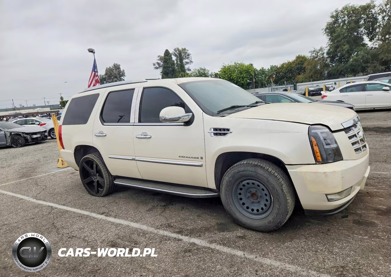 2009 Cadillac Escalade VIN:1GYFC13239R222281 - 4