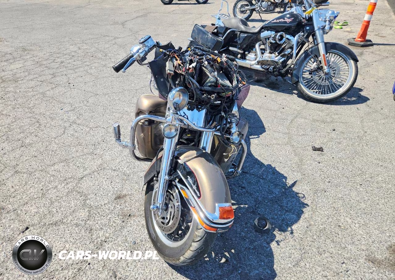 2004 Harley-Davidson Flhtcui VIN:1HD1FCW134Y613367 - 2