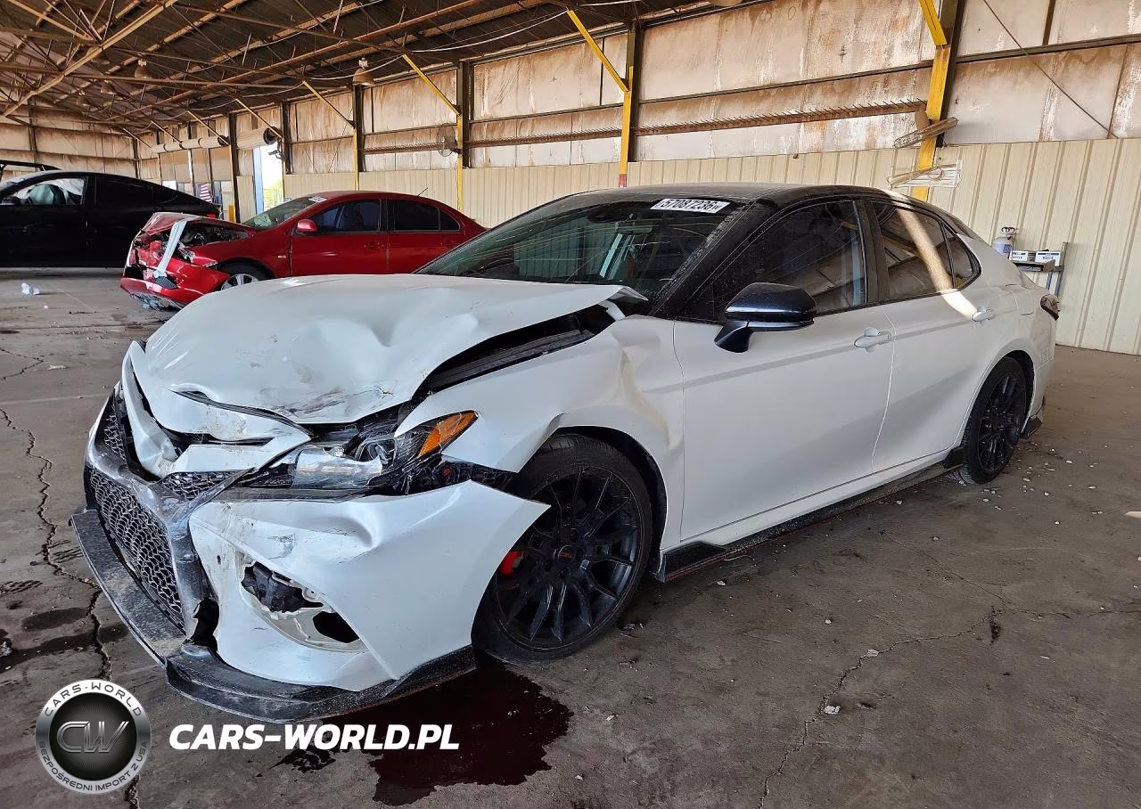 2020 Toyota Camry Trd – zdjęcie 1 z 12