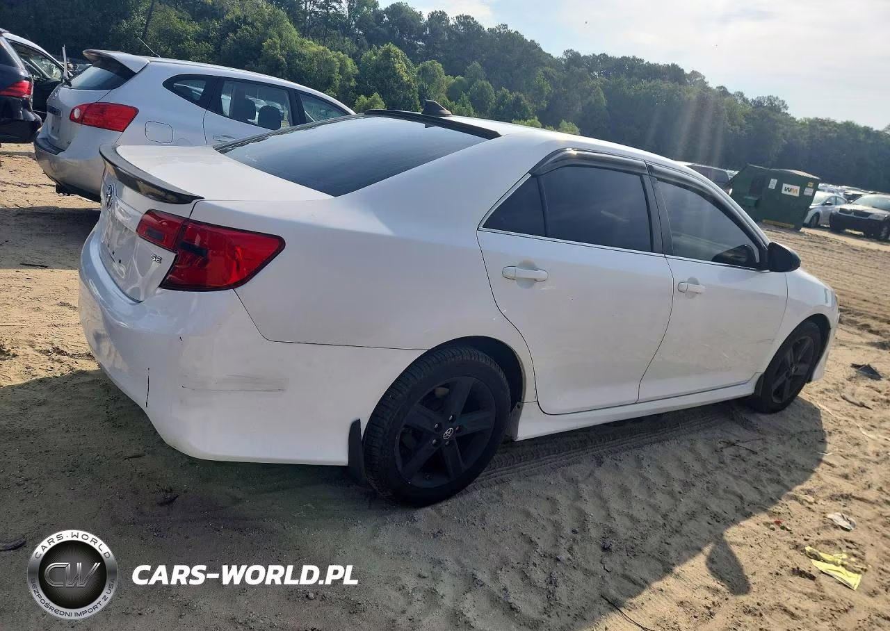 2012 Toyota Camry Se VIN:4T1BF1FK7CU586629 - 3