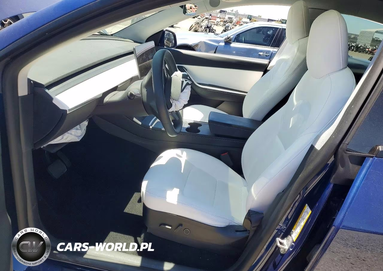 2021 Tesla Model Y VIN:5YJYGDEE6MF282825 - 7
