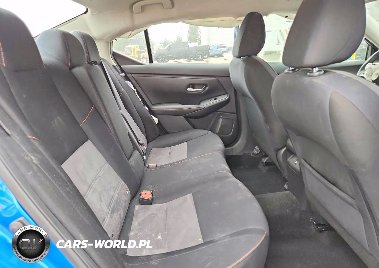 2021 Nissan Sentra Sr VIN:3N1AB8DV8MY325609 - 10