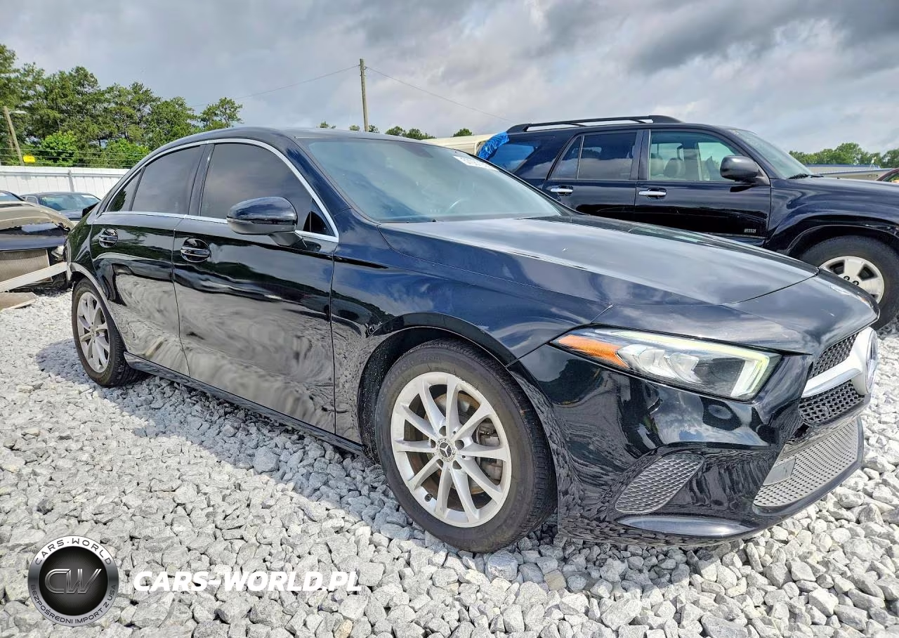 2020 Mercedes-Benz A 220 4Matic VIN:W1K3G4FB4LJ200649 - 4