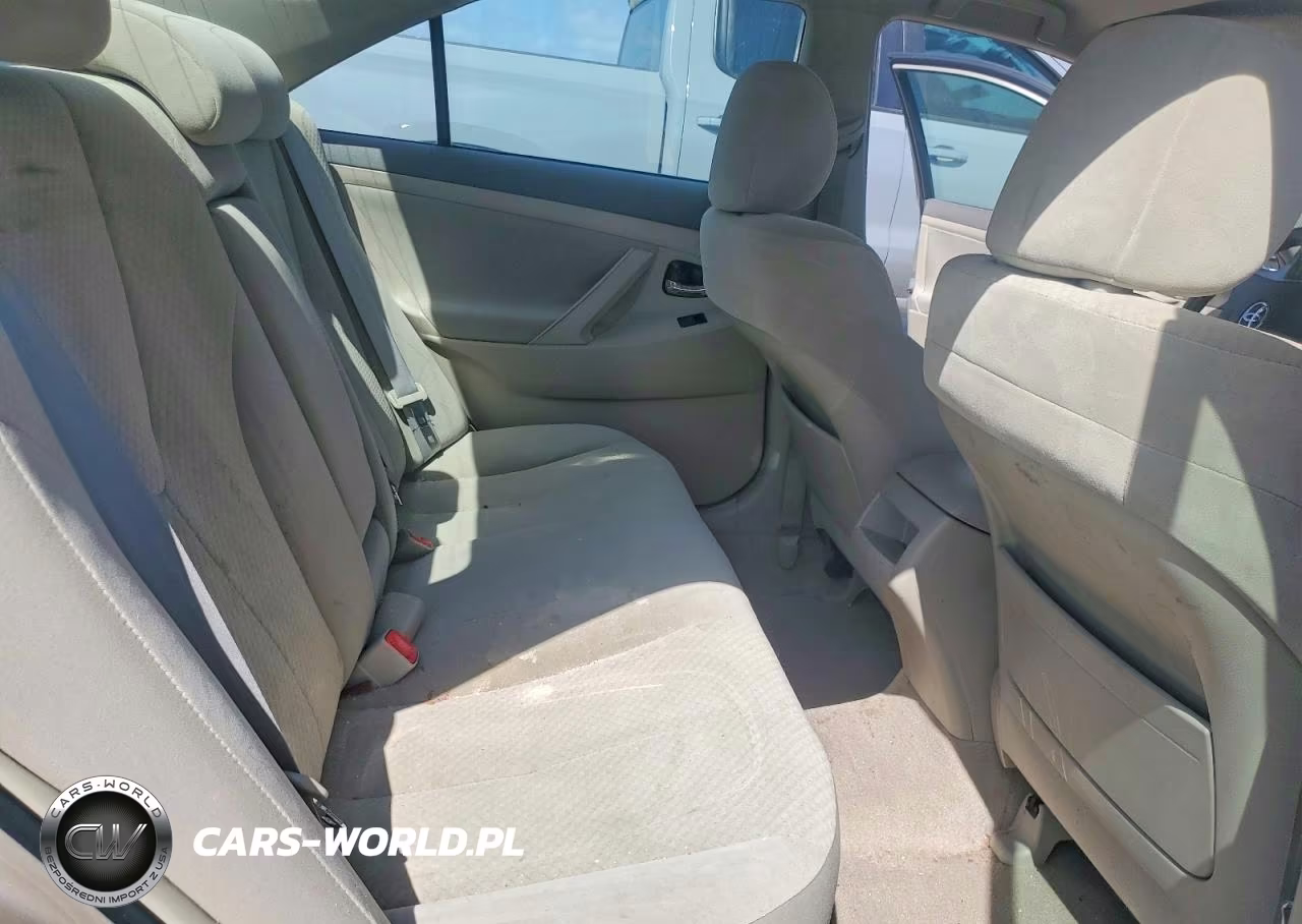 2009 Toyota Camry Le VIN:4T1BE46KX9U389869 - 10