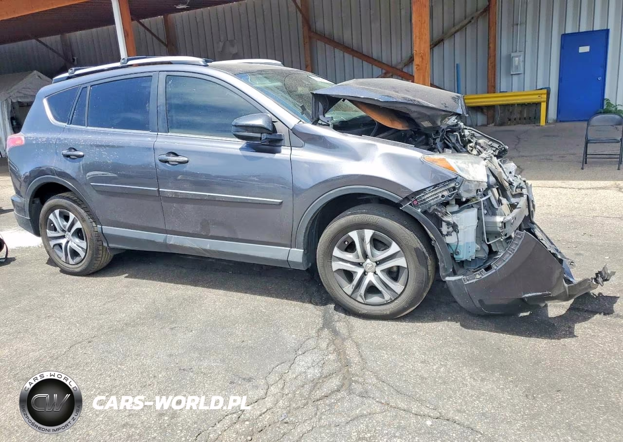2017 Toyota Rav4 Le VIN:JTMBFREV5HJ709609 - 4