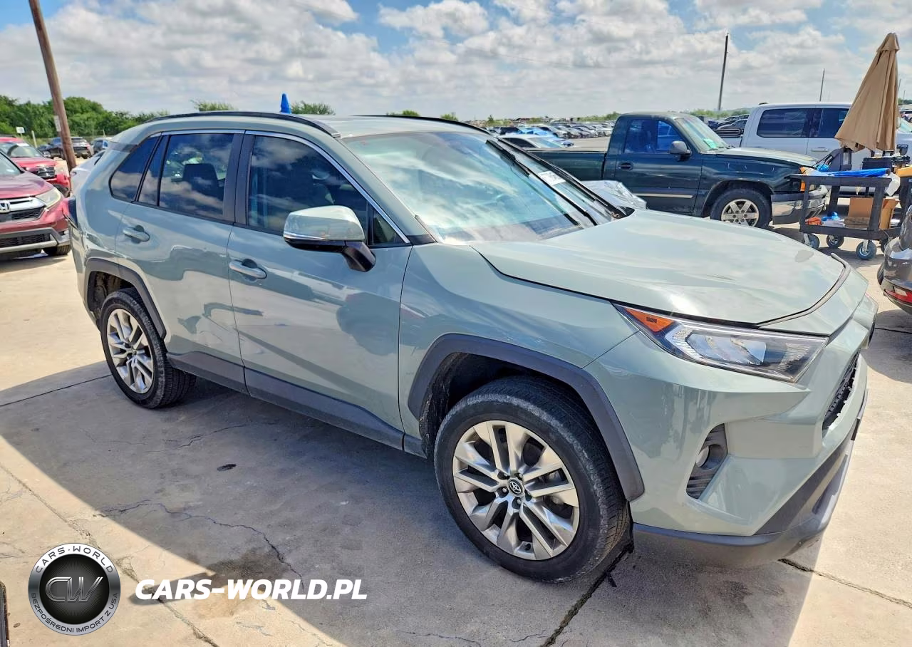 2021 Toyota Rav4 Xle Premium VIN:2T3C1RFV6MW119979 - 4