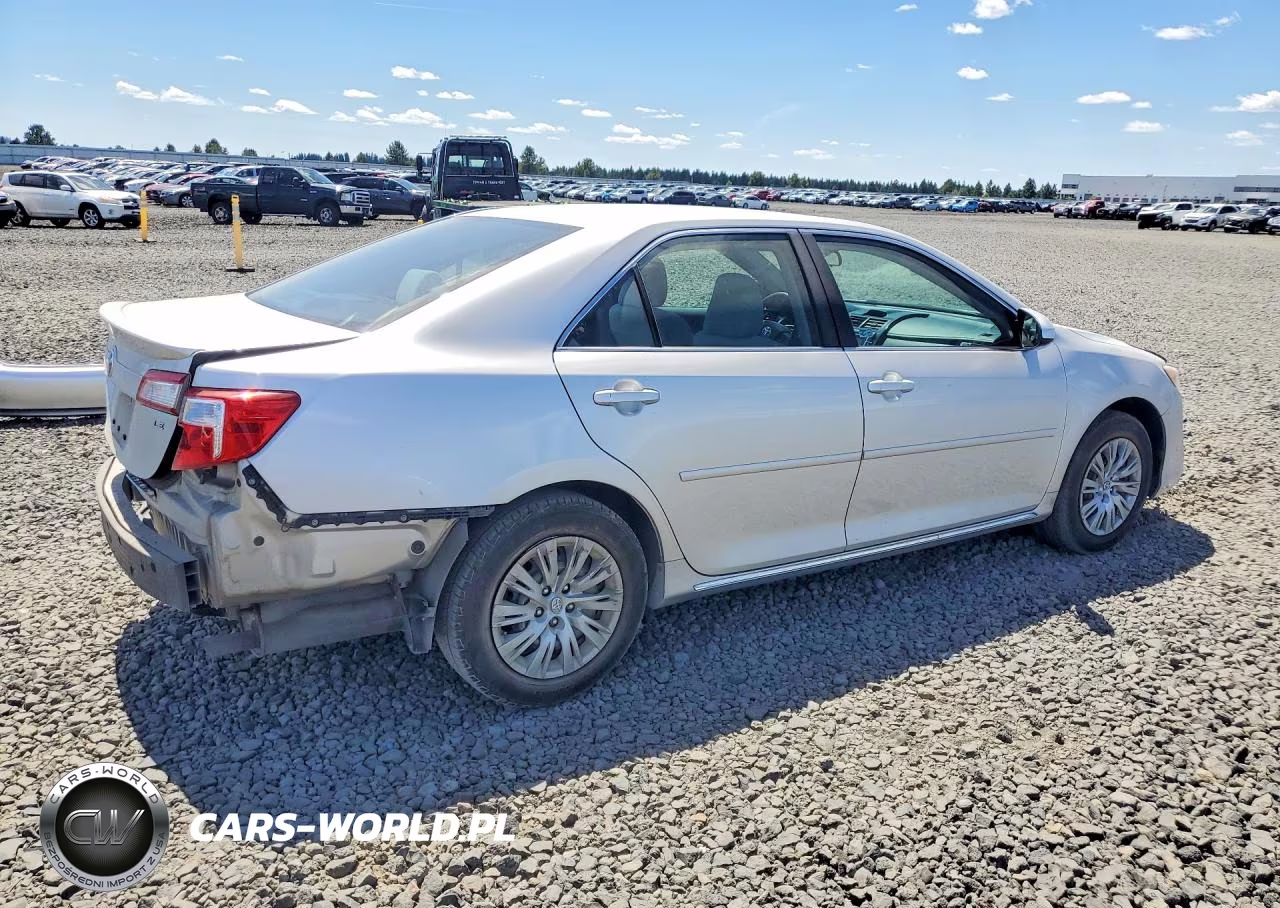 2012 Toyota Camry Le VIN:4T1BF1FK5CU068504 - 3