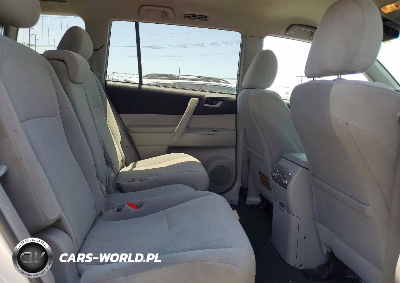 2012 Toyota Highlander Base VIN:5TDZK3EH7CS083025 - 11