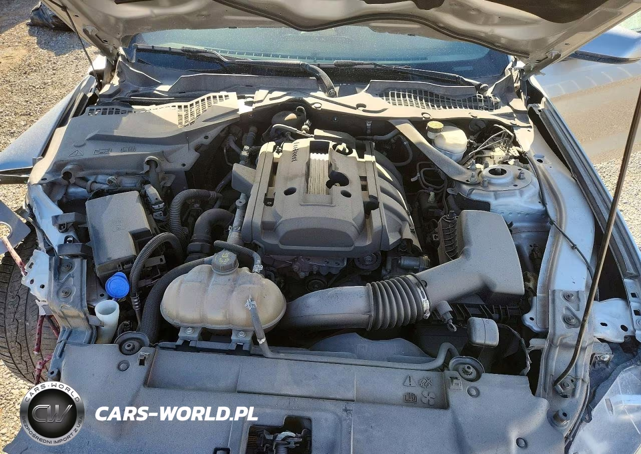 2020 Ford Mustang VIN:1FATP8UH9L5119900 - 12