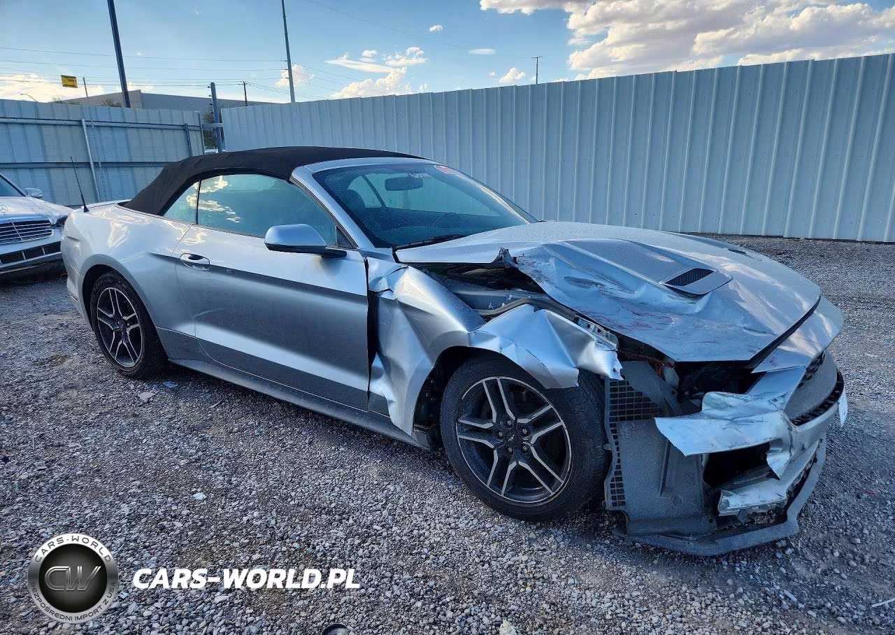 2020 Ford Mustang VIN:1FATP8UH9L5119900 - 4