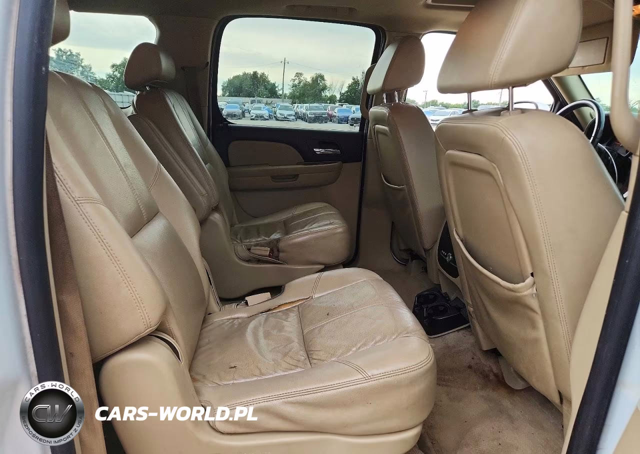 2008 Chevrolet Suburban VIN:1GNFK16368J242431 - 11