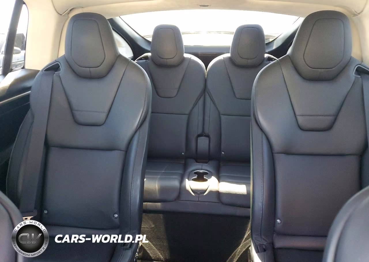 2016 Tesla Model X VIN:5YJXCBE46GFS00289 - 10